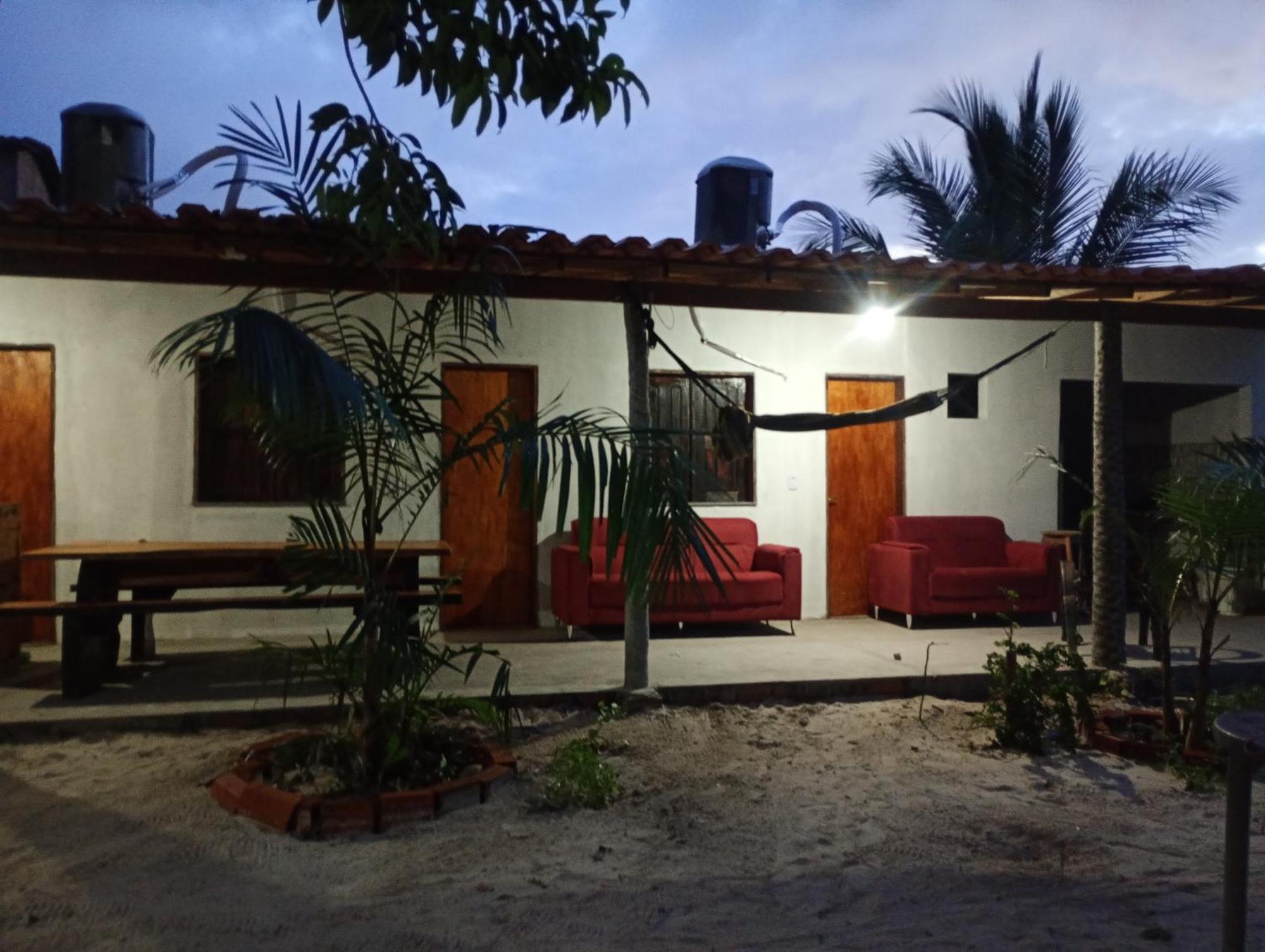 Hostel E Camping Na Rua Das Flores Santo Amaro do Maranhao Exterior photo