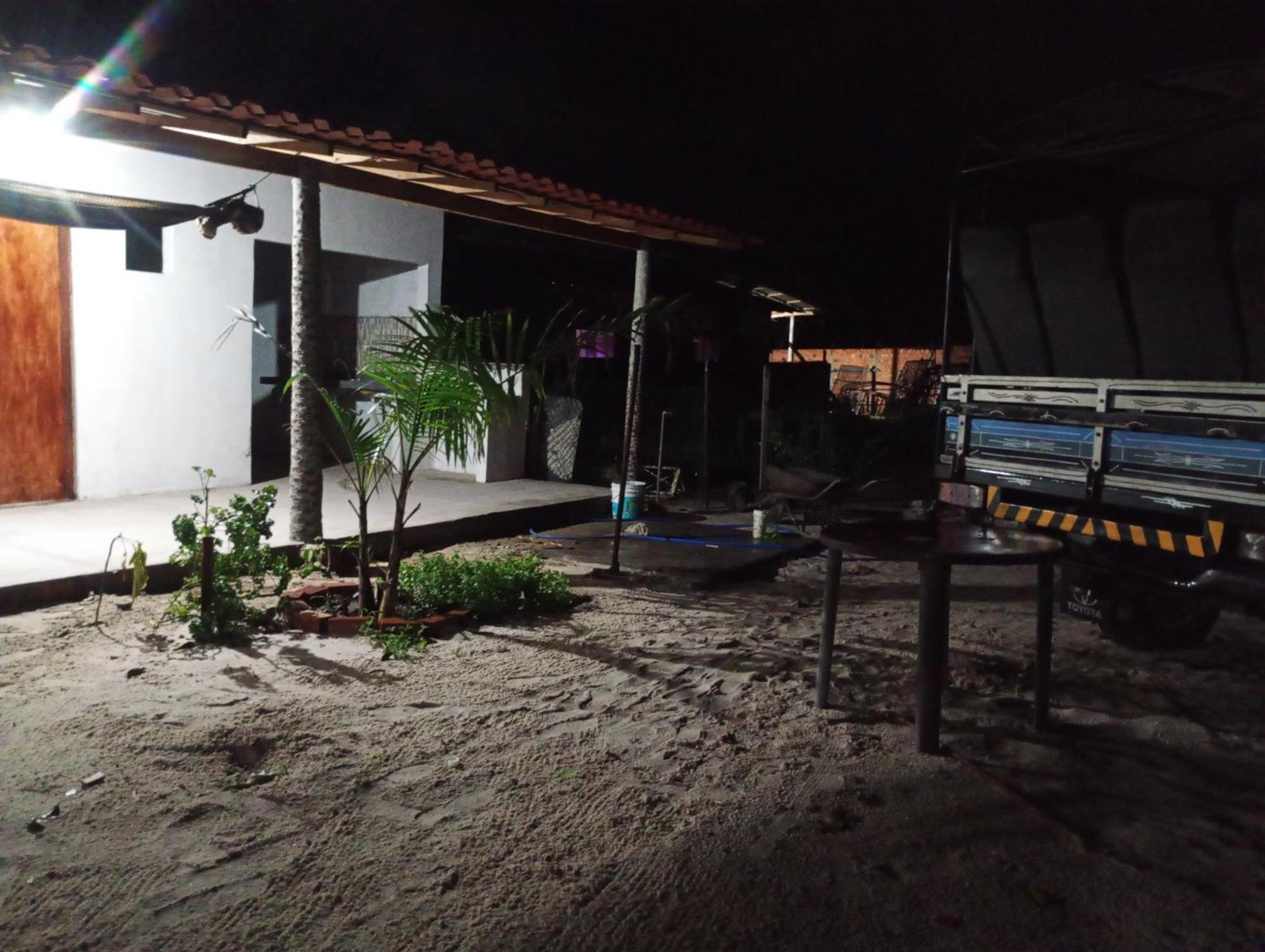 Hostel E Camping Na Rua Das Flores Santo Amaro do Maranhao Exterior photo